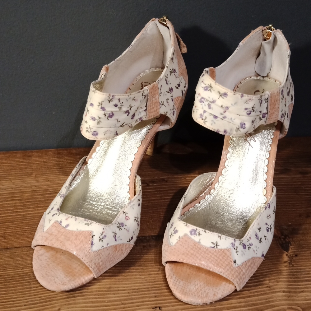 Miss Albright heels